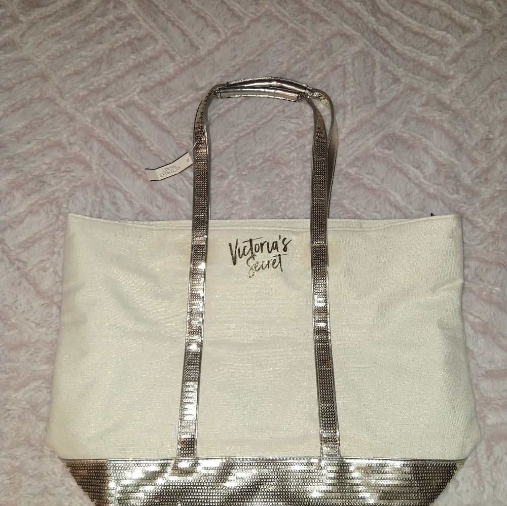 White cute Victoria's secret tote!